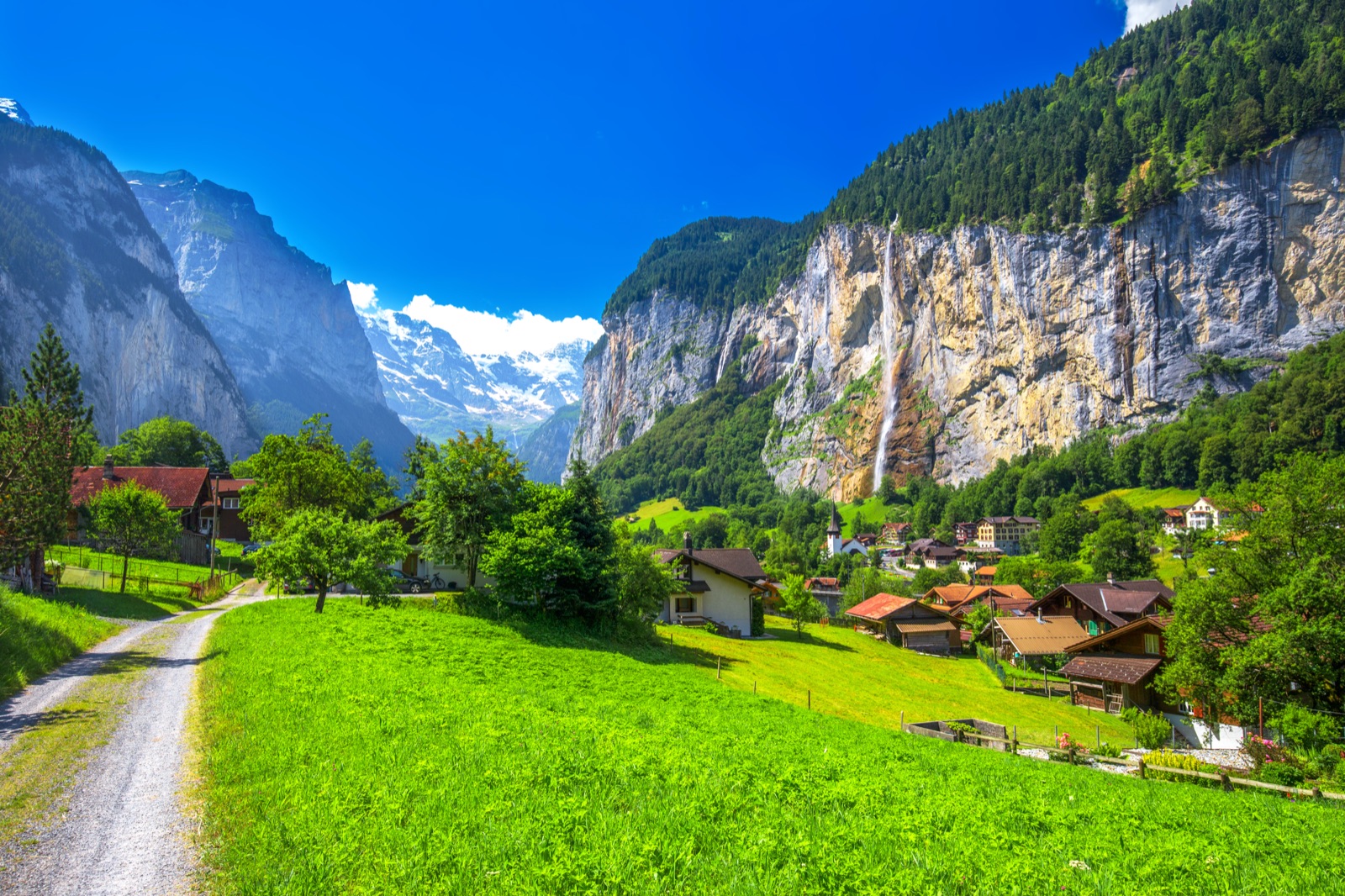Waterfall dropping into the Lauterbrunnen valley